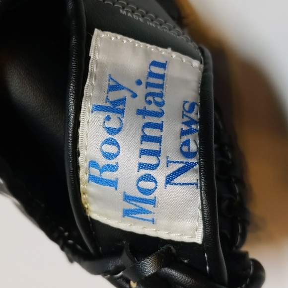 Black Baseball Glove - Picture 3 of 14